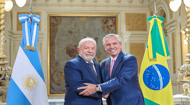 Brazil's President Luiz Inacio Lula da Silva with Argentina's President Alberto Fernandez. Photo Credit: Ricardo Stuckert, Agencia Brasil, Abr