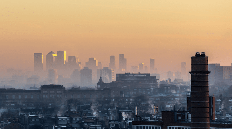 Air pollution in London, UK. Photo Credit: Mario La Pergola, Unsplash