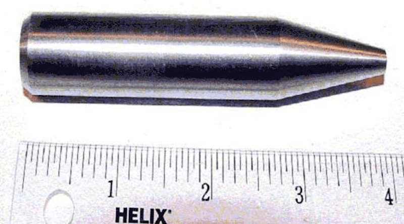 A Depleted Uranium (DU) penetrator shell from the A-10 30mm round. Photo Credit: Wikipedia Commons