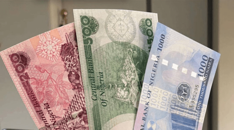 The redesigned Naira notes were 200, 500 and 1000 denominations Copyright: Naira Diary