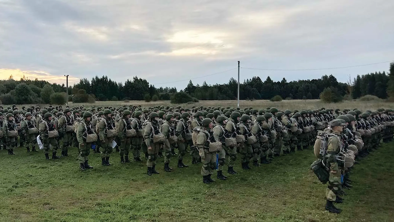 Russian paratroopers before boarding transport aircraft. Military exercises West-2021. Image by: Ministry of Defense of the Russian Federation (Wikimedia Commons). September 14, 2021