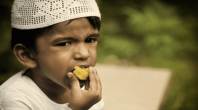 Kid Boy Muslim Eat Eating Ramadan Islamic Islam