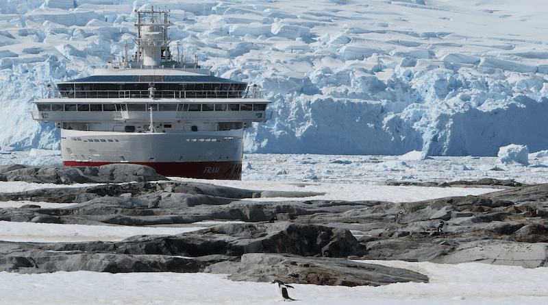 Antarctic Snow Ship Ice Penguin Iceberg