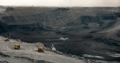 Tavan Tolgoi coal mine in Ömnögovi Province of Mongolia. Photo Credit: Brücke-Osteuropa, Wikipedia Commons
