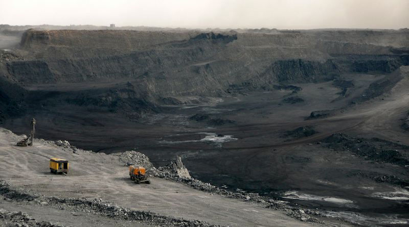 Tavan Tolgoi coal mine in Ömnögovi Province of Mongolia. Photo Credit: Brücke-Osteuropa, Wikipedia Commons