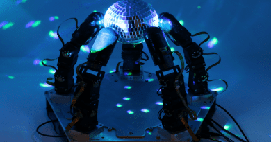 Using a sense of touch, a robot hand can manipulate in the dark, or in difficult lighting conditions. CREDIT: Columbia University ROAM Lab