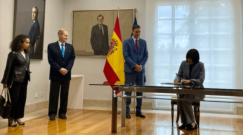(From left): Julissa Reynoso, the U.S. Ambassador to Spain and Andorra, NASA Administrator Bill Nelson and Pedro Sánchez, Prime Minister of Spain, witness Diana Morant, Spain's science and innovation minister, sign the Artemis Accords. Credits: NASA/Jackie McGuinness