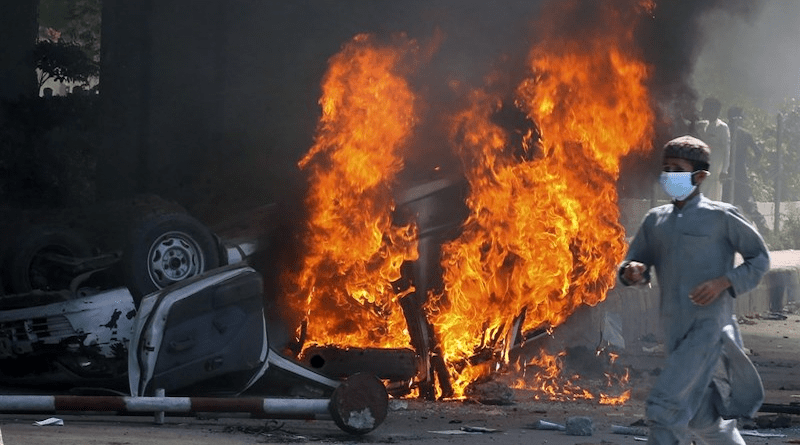 Violent protest in Pakistan. Photo Credit: Tasnim News Agency