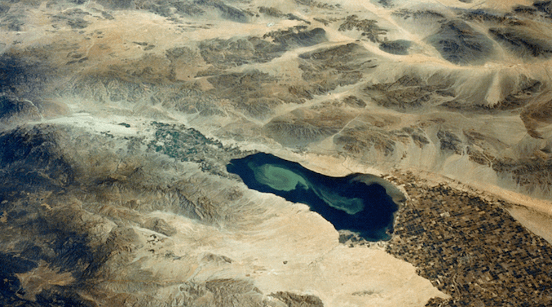Looking northeast, the Imperial Valley and Salton Sea in southern California is photographed from the Earth-orbiting Gemini-5 spacecraft. Photo Credit: NASA.
