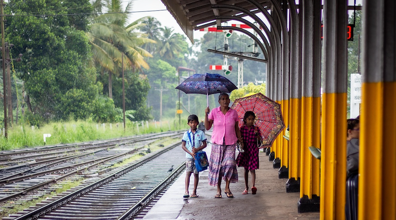 Sri Lanka Train Station People Passengers Umbrella