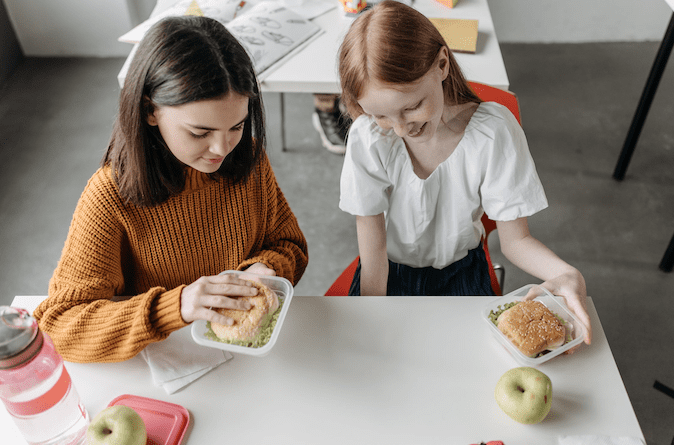 school lunch meals girls children