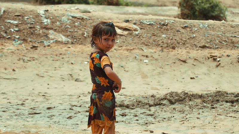 pakistan child girl poverty