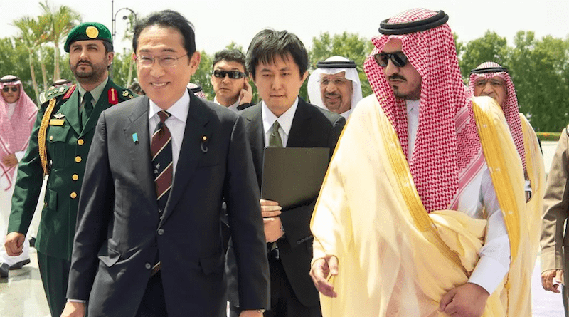 Japan's Prime Minister Fumio Kishida with Deputy Governor of Mecca Region, Prince Badr bin Sultan bin Abdulaziz. Photo Credit: SPA