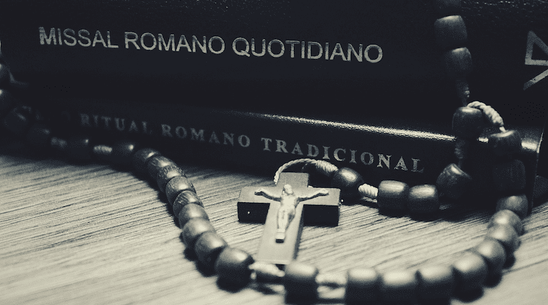 traditional catholic missal rosary latin