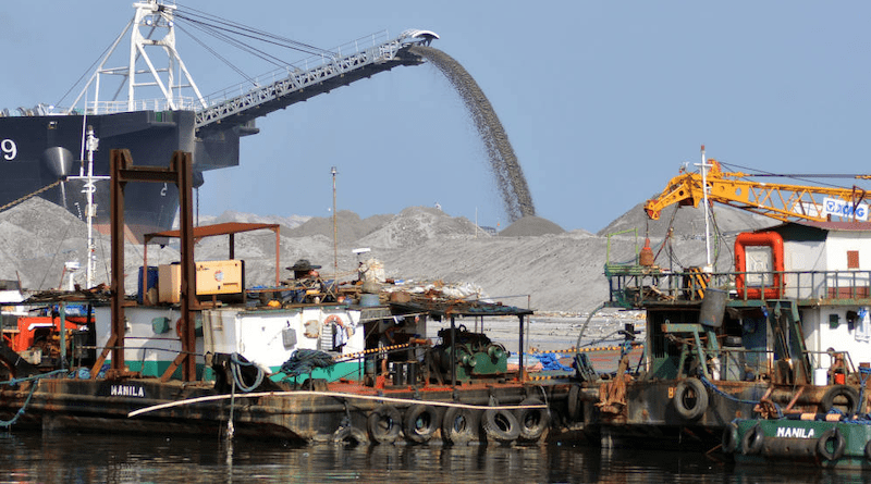 Tonnes of sand from dredging equipment seen dumped along Manila Bay just before the Philippine government suspended all reclamation projects in the bay due to environmental concerns. Copyright: Roy Codilla.