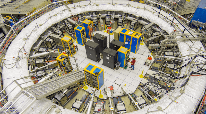 Muon g-2 ring © Ryan Postel