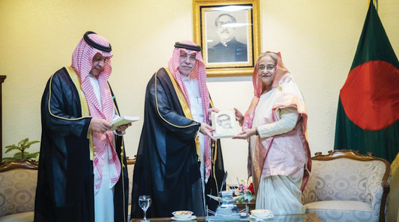 File photo of Saudi Minister of Commerce and Investment Majid bin Abdullah Al-Qassabi with Bangladesh’s Prime Minister Sheikh Hasina Wazed. (SPA)