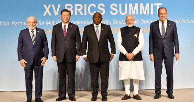 Brazil's President Luiz Inacio Lula da Silva, China's President Xi Jinping, South African President Cyril Ramaphosa, Indian Prime Minister Narendra Modi and Russia's Foreign Minister Sergei Lavrov pose for a picture at the BRICS Summit in Johannesburg. Photo Credit: SA News