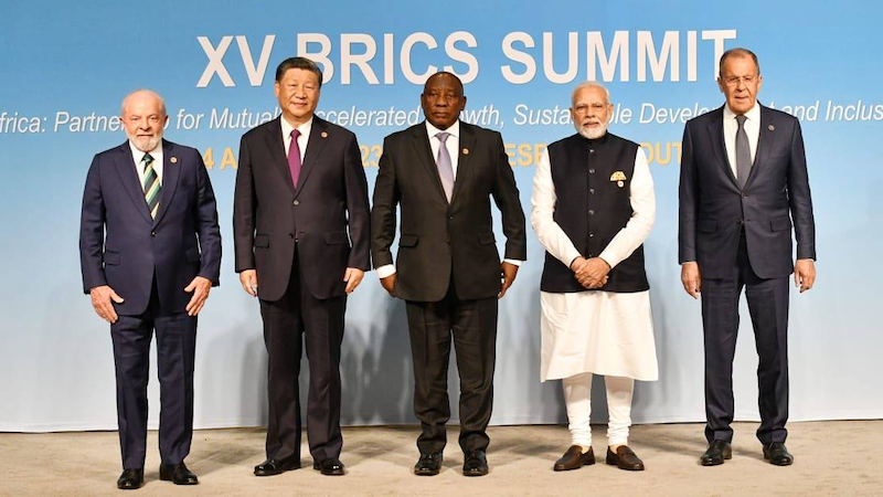 Brazil's President Luiz Inacio Lula da Silva, China's President Xi Jinping, South African President Cyril Ramaphosa, Indian Prime Minister Narendra Modi and Russia's Foreign Minister Sergei Lavrov pose for a picture at the BRICS Summit in Johannesburg. Photo Credit: SA News