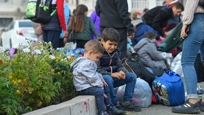 Armenian refugees fleeing Nagorno-Karabakh. Photo Credit: PanArmenian.net