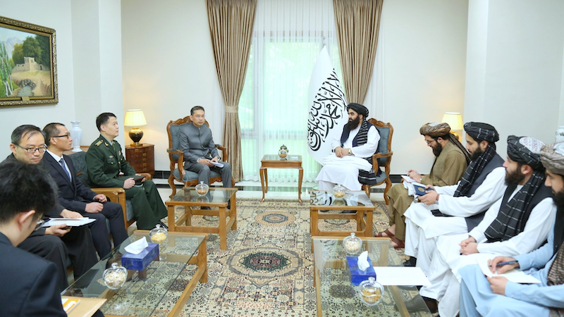 Newly appointed Ambassador of the People’s Republic of China to Afghanistan, Mr. Zhao Sheng presents his diplomatic credentials to the Minister of Foreign Affairs of the Islamic Emirate of Afghanistan Mawlawi Amir Khan Muttaqi. Photo Credit: mfa.gov.af