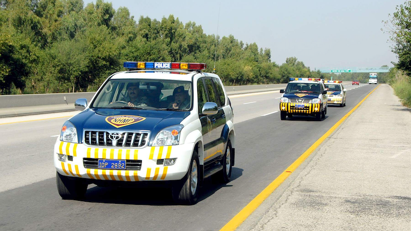 Police vehicles in Pakistan. Photo Credit: Akash0078, Wikipedia Commons