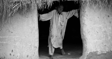 A boy in Tharparkar District, Sindh, Pakistan. Photo Credit: Zaferauf, Wikimedia Commons