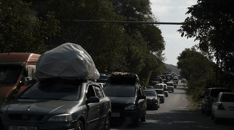 Refugees arrive in the border town of Goris in Armenia. Photo Credit: WHO/Nazik Armenakyan