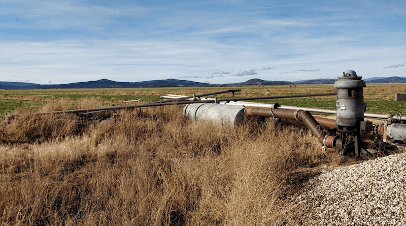 A groundwater pump in California (photo/©: Robert Reinecke)