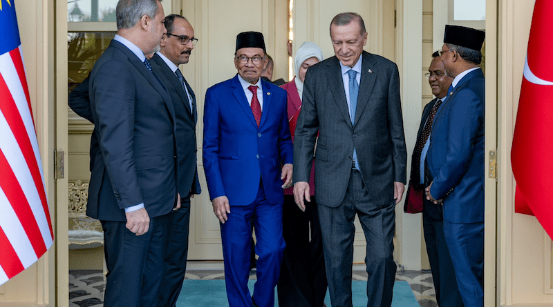 Malaysia's Prime Minister Anwar Ibrahim with Turkey's President Recep Tayyip Erdoğan. Photo Credit: Malaysia President Office