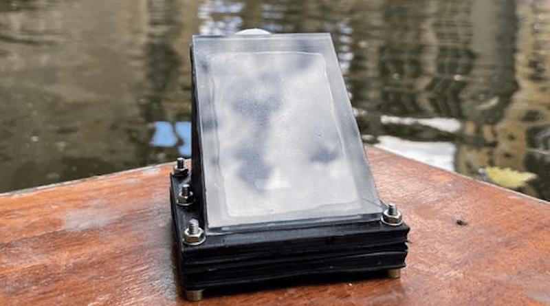 A floating, solar-powered device that can turn contaminated water or seawater into clean hydrogen fuel and purified water, anywhere in the world, has been developed by researchers. CREDIT: Chanon Pornrungroj/Ariffin Mohamad Annuar