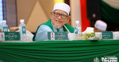 Hadi Awang at the 69th PAS Muktamar 2023 at the IDCC Convention Centre held from 20 to 22 October 2023. Source: Parti Islam Se-Malaysia (PAS) Pusat, Facebook.