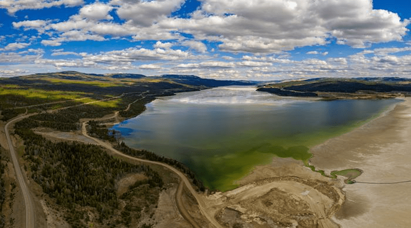 An example of a tailings dam. CREDIT: Ferenc