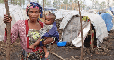 People who have fled clashes and violence in North Kivu seek refuge in Rusayo, in the DR Congo. Photo Credit: UNHCR/Blaise Sanyila