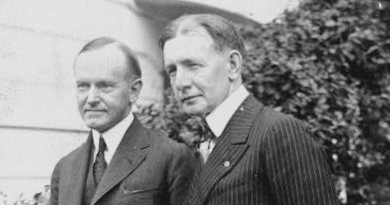 US President Calvin Coolidge with Vice President Charles G. Dawes. Photo Credit: National Photo Company, Wikipedia Commons, photo cropped