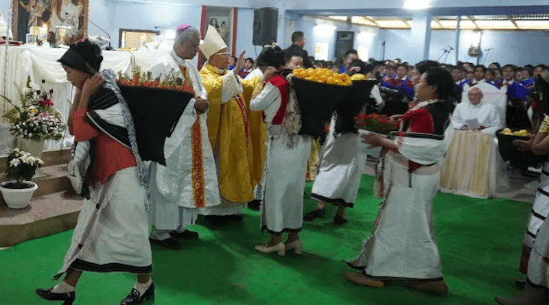 The offertory at the installation Mass for the new Archbishop of Imphal Archdiocese, Linus Neli, on Dec. 8, 2023.. | Credit: Anto Akkara