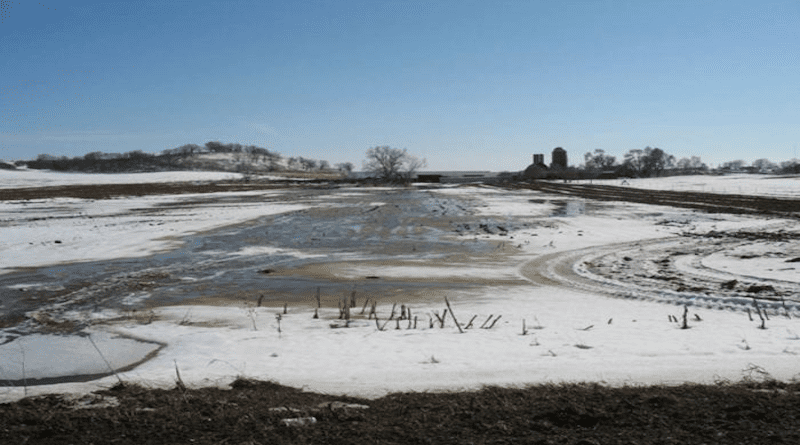 Thawing caused by warm winter weather increases manure runoff from fields – leading to higher phosphorus content in Wisconsin lakes. CREDIT: Herb Gam, USGS.