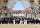 Family photo of COP28 in Dubai. Photo Credit: Fotografía oficial de la Presidencia de Colombia, Wikipedia Commons