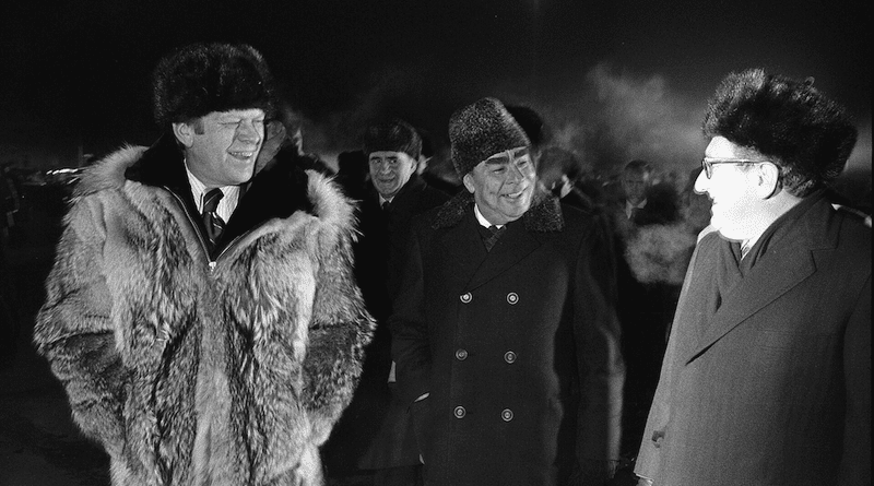 US President Gerald Ford, Russia's General Secretary Leonid Brezhnev, and Henry Kissinger speaking informally at the Vladivostok Summit in 1974. Photo Credit: David Hume Kennerly - Gerald R. Ford Presidential Library, Wikipedia Commons