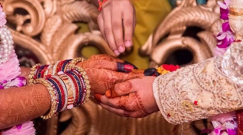 hand marriage wedding india Asia