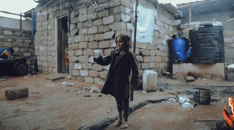 child girl poverty Gaza Palestine