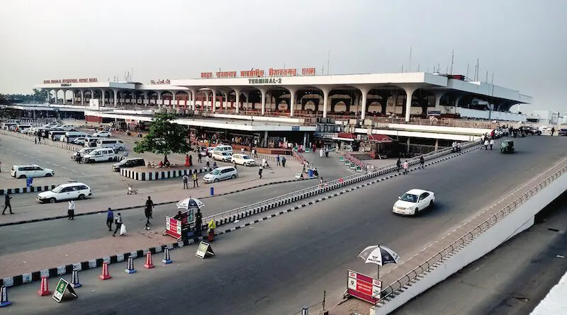 Hazrat Shahjalal International Airport in Dakha, Bangladesh. Photo Credit: Titu Oheduzzaman, Wikipedia Commons