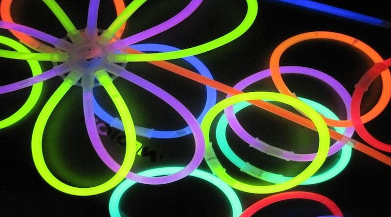 glow sticks glowsticks