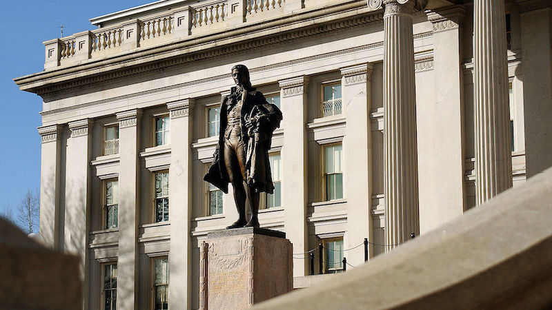 Statue of Alexander Hamilton by James Earle Fraser in front of the United States Treasury Building in Washington, DC. Photo Credit: Karen Nutini, Wikipedia Commons