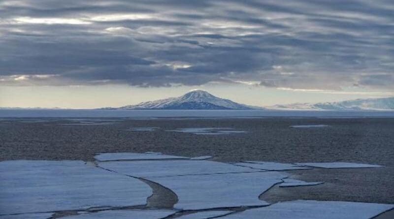 Sea ice in the Antarctic Ross Sea, on February 4 of 2018. Photo courtesy of Jian Liu.