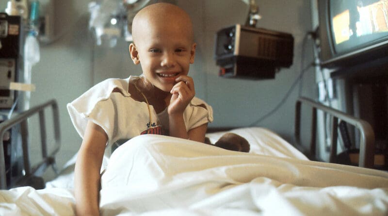 A patient receiving chemotherapy. South Africa has introduced its first patient-led cancer registry. Copyright: National Cancer Institute on Unsplash