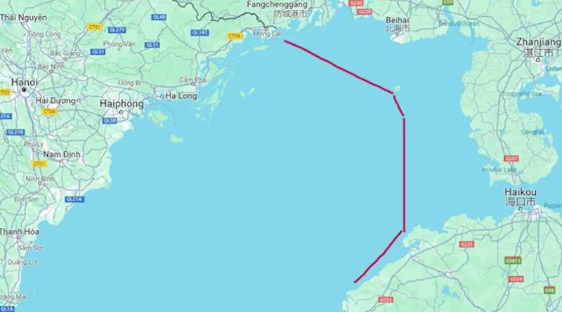 China’s new baseline is shown in red in northern Gulf of Tonkin. [Google Maps/RFA]