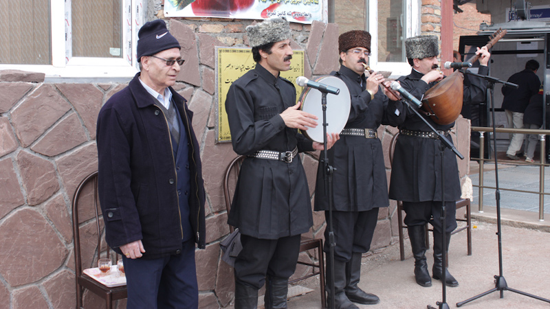 Iranian Azerbaijani folk singers from Tabriz celebrating Nowruz. Photo Credit: Vivas / میثم اعتمادی at Persian Wikipedia