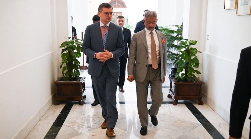 Ukraine's Foreign Minister Dmytro Kuleba with India's Foreign Minister S. Jaishankar. Photo Credit: Dmytro Kuleba, X