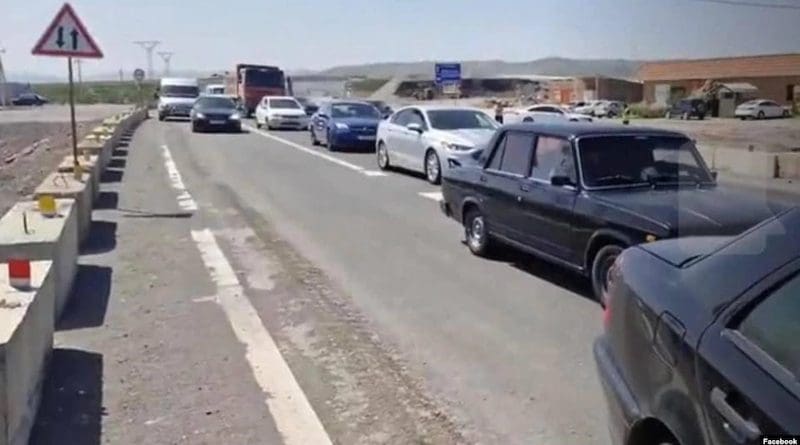 Protests ground traffic to a halt on the Yerevan-Gyumri highway in Armenia on April 28. Photo Credit: RFE/RL